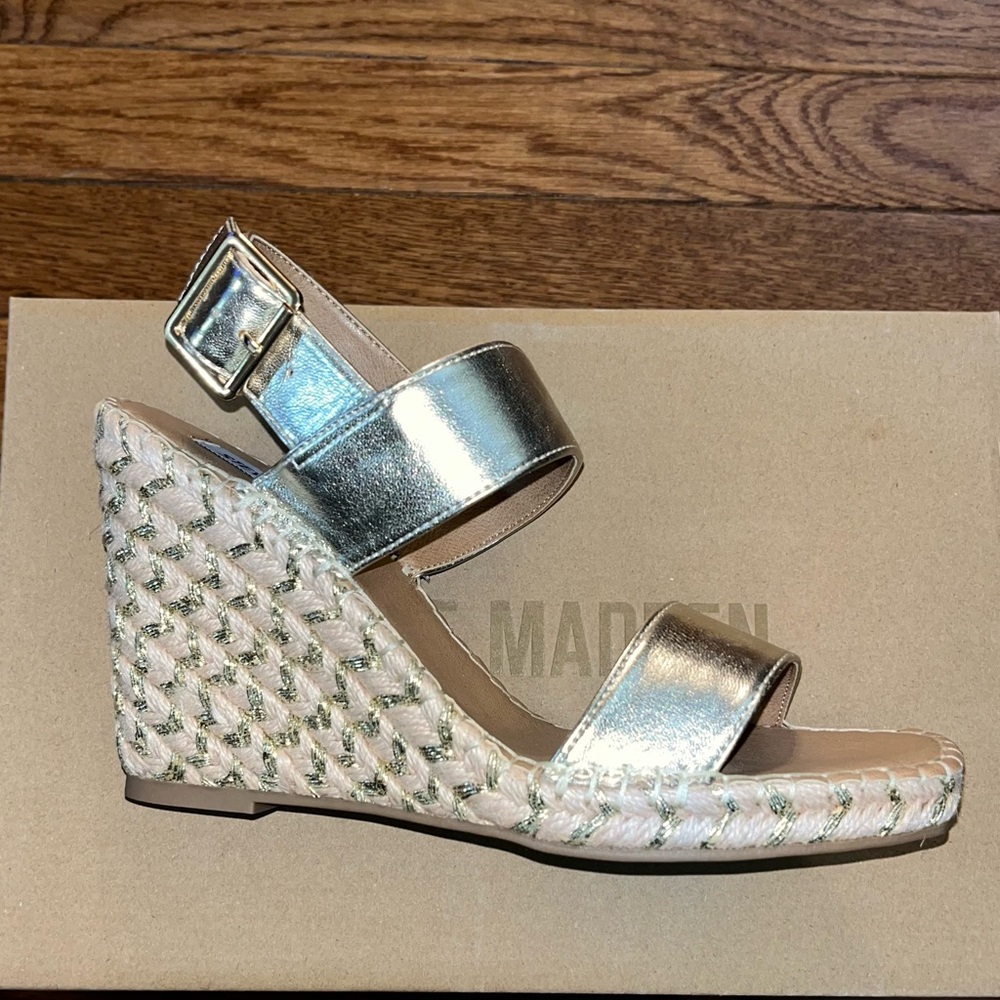 Steve Madden Gold & Tan Imply Espadrilles Wedge Sandals Women’s Size 9 - Picture 3 of 14